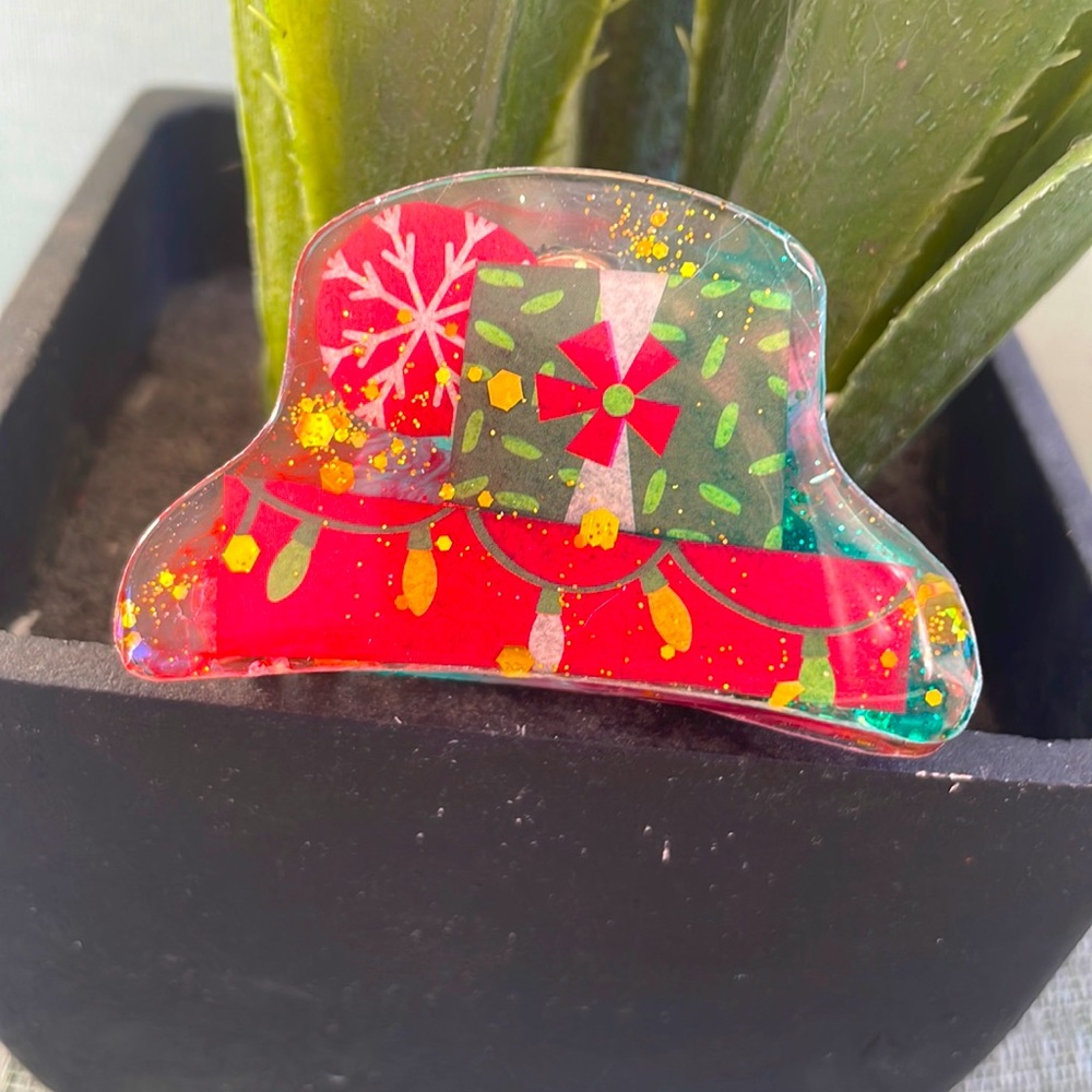 XMAS Handmade Festive Holiday Claw Hair Clip Mound Top